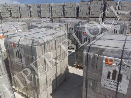 قیمت بلوک سیمانی + خرید بلوک سیمانی سبک 36 بلوک های لیپر بسته بندی شده توسط شیرینگ به همراه تسمه و پالت
